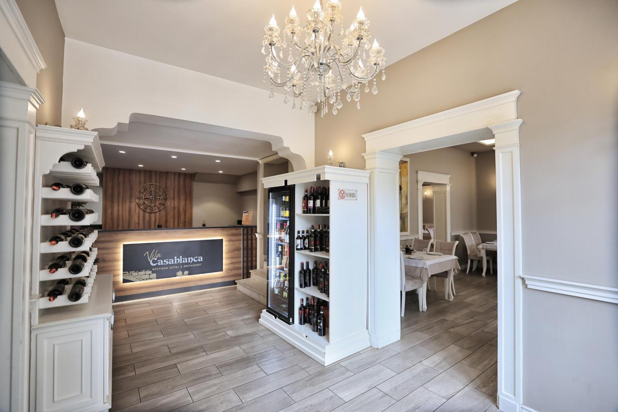 Vila Casablanca - Boutique Hotel & Restaurant Szkodra Zewnętrze zdjęcie